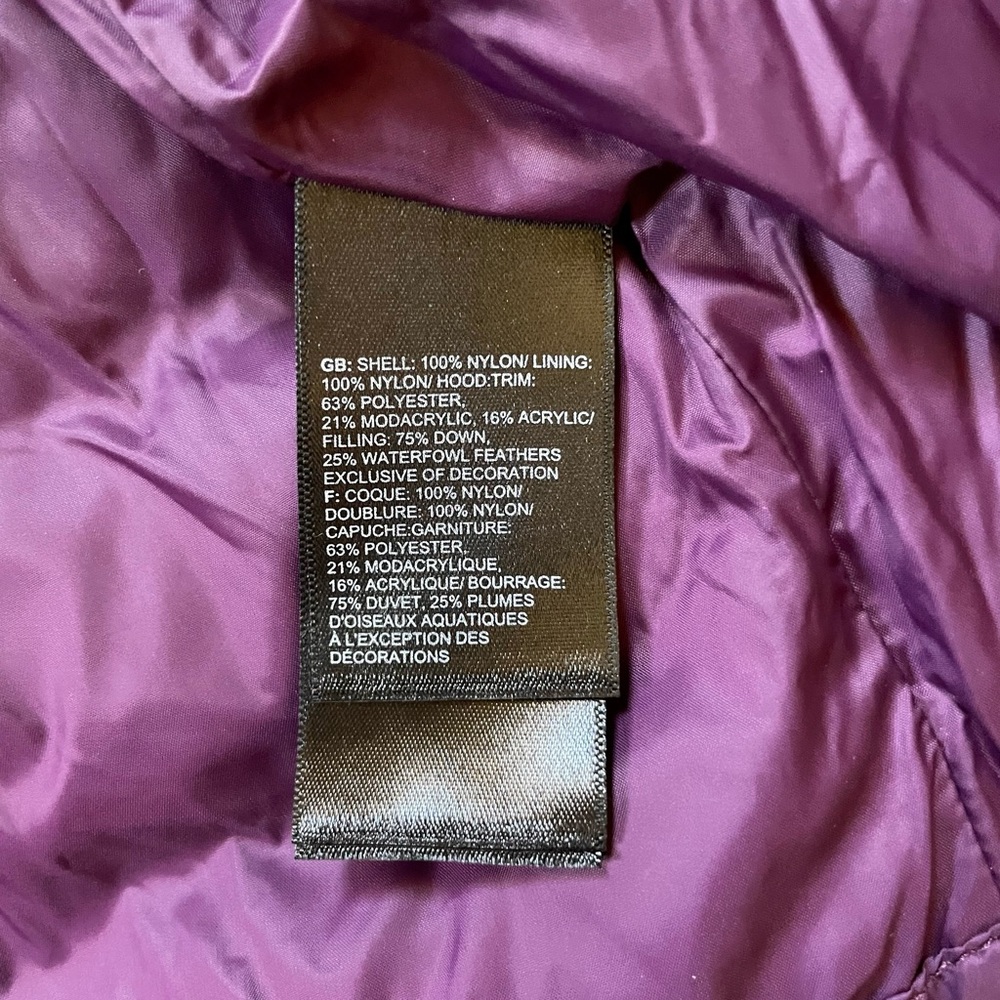 The North Face Women’s Transverse Belted Parka In Blackberry Wine - Picture 8 of 10